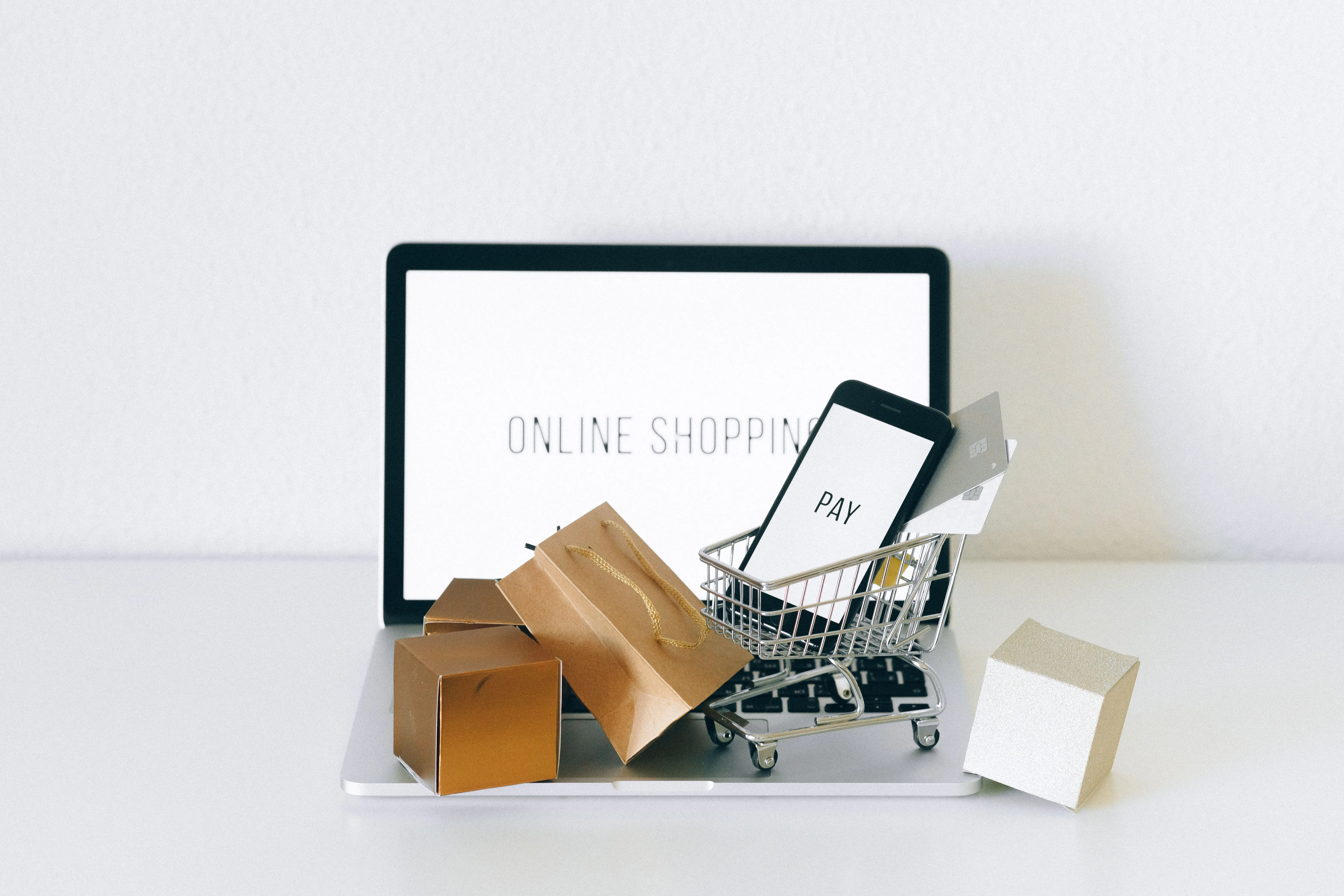 Ecommerce platform comparison dashboard